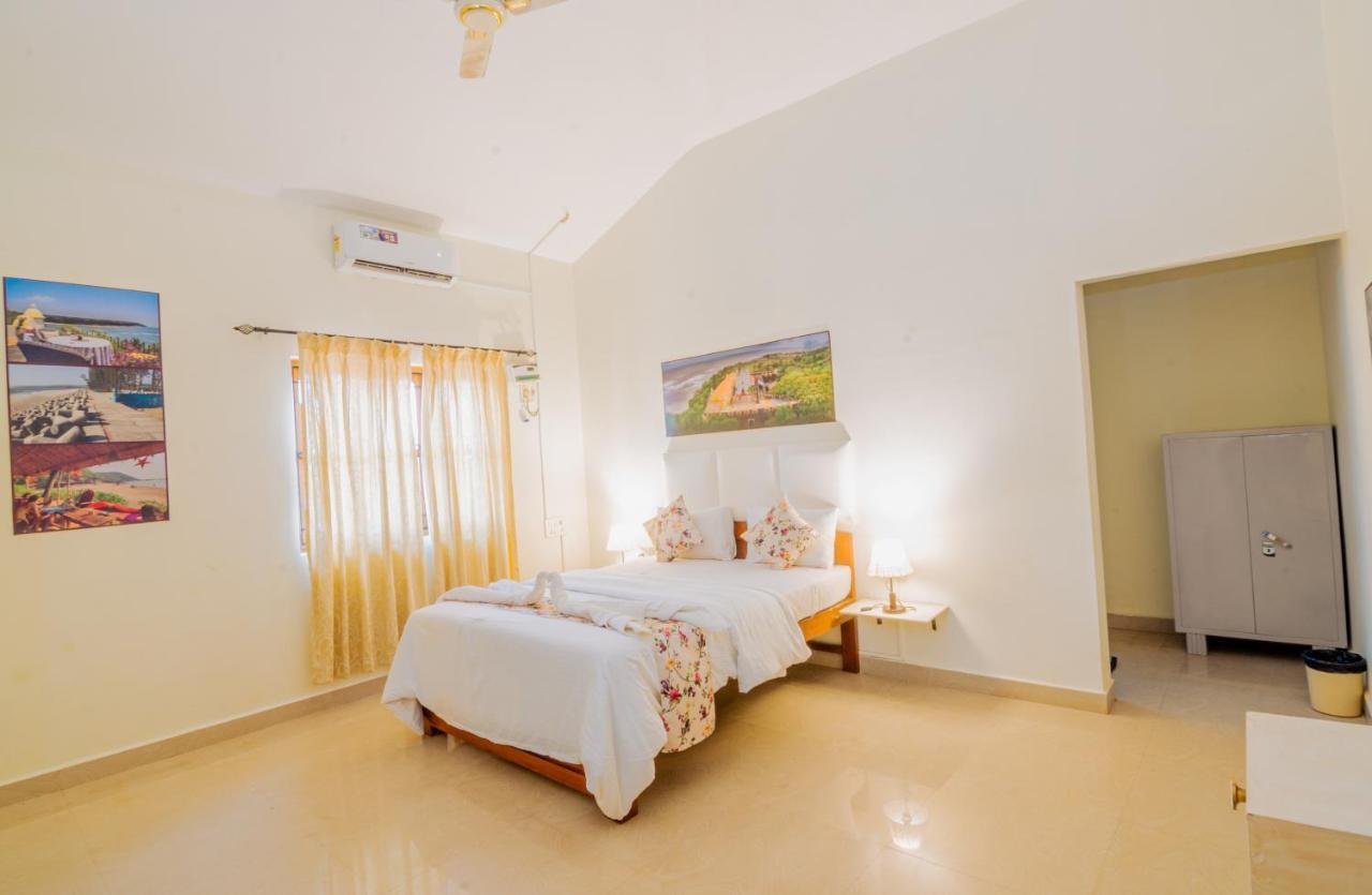 Bed and Breakfast White House In Goa, Truly Amazing Experience Saligao Екстер'єр фото